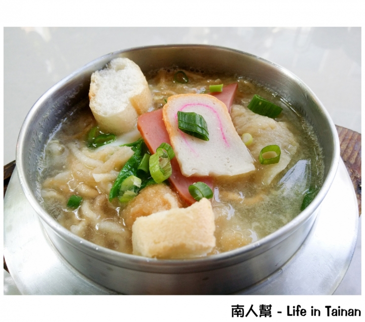 【台南市南區-美食】觀光城旁小時候的記憶#閒情鍋燒意麵#