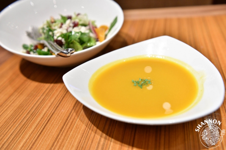 台北信義區[CPK 加州創意廚房]披薩、義大利麵、排餐、開胃小點、威秀、聚會(捷運市政府站)