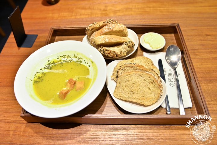 台北大安區[小巴黎人 麵包製作所]簡餐、套餐、咖啡廳、麵包、飲品(捷運科技大樓站)