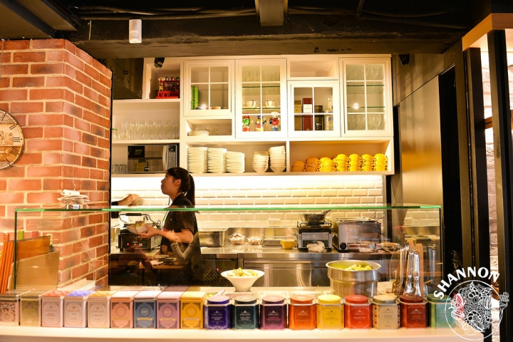 台北大安區[Homie Cafe]聚餐、義大利麵、帕尼尼、沙拉、約會、下午茶(捷運忠孝敦化站)