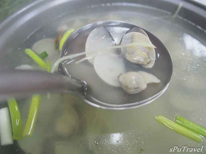 [食記] sPu@ 宜蘭冬山 隱藏低調美食、心目中No.1的桶仔雞─上旺土雞城..近梅花湖、順進蜜餞行