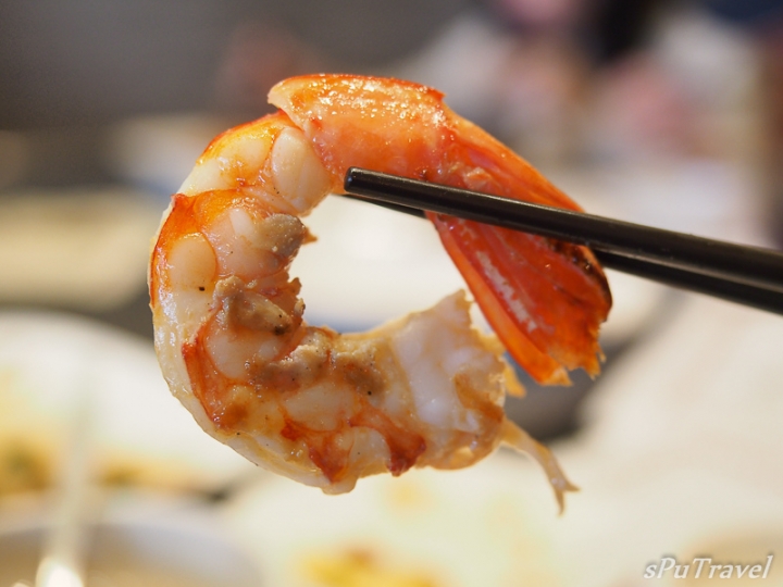 [食記] sPu@ 宜蘭市 因為它，讓我愛上鐵板燒─當代鐵板燒..極品天使紅蝦、初戀滋味草莓雞腿排