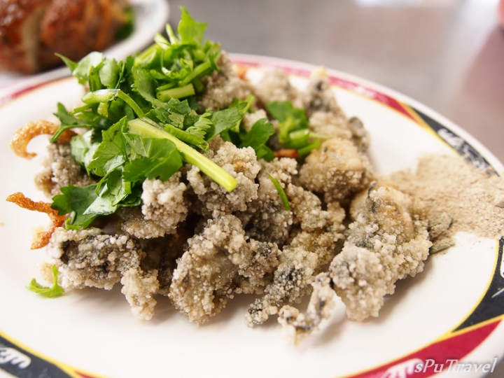 [食記] sPu@ 台北中正區 排隊人氣美食、鹹粥小菜好好食─汀洲路無名鹹粥...紅燒肉