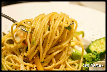 台北美食推薦-松山巷弄美食[ 342巷咖啡 ](寵物友善餐廳)