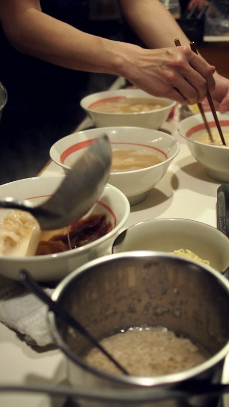 (食)台中 Men拉麵 排隊平價深夜拉麵食堂