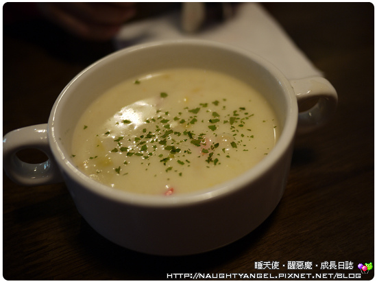 [象山站] NOLA 紐奧良小廚 / [善導寺站] NOLA KITCHEN紐澳良小廚
