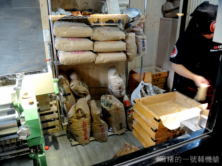 [台北大安]濃厚口味已被調整過的鷹流拉麵