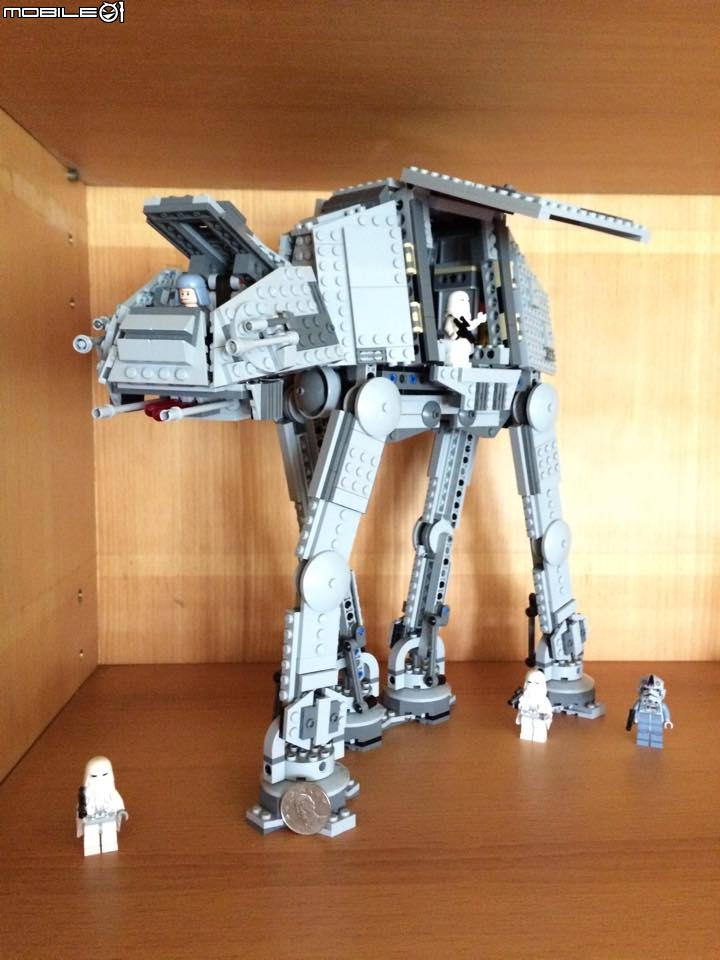 玩樂高~LEGO 75054 AT-AT    開箱