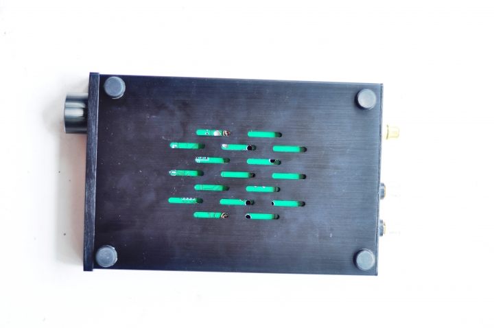 (開箱)新基音學XES-Z1 數位擴大機 + Smart 2 Plus喇叭