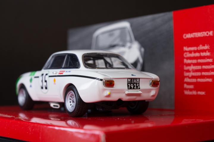 ［車模分享］Alfa Romeo Giulia GTA 1300 Junior 1973