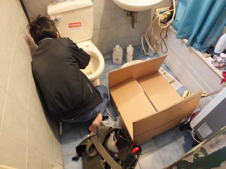 耶！免治馬桶開箱啦！Famiclean全家淨FCW2300瞬熱式經濟座便宜大推