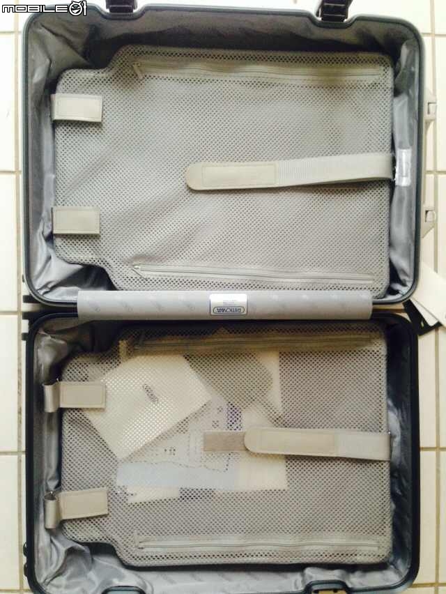 [開箱] RIMOWA 普魯士藍Topas