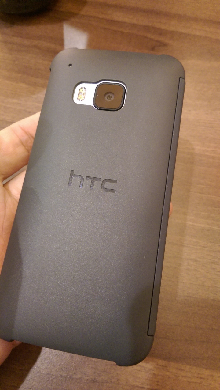 HTC One M9 金包銀開箱囉( ^ω^)