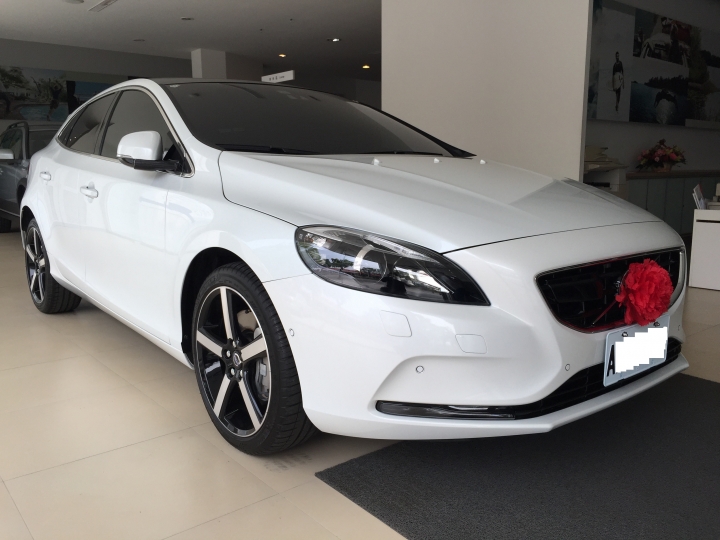 簡易開箱 V40 T5 珍珠白