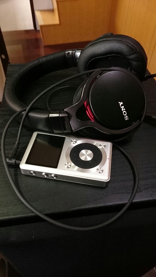 遲來的開箱 MDR-1A CKR9 Fidelio S2