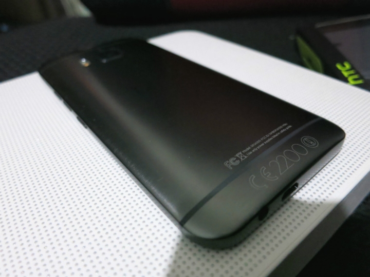 HTC M9 靚絲灰 開箱小分享