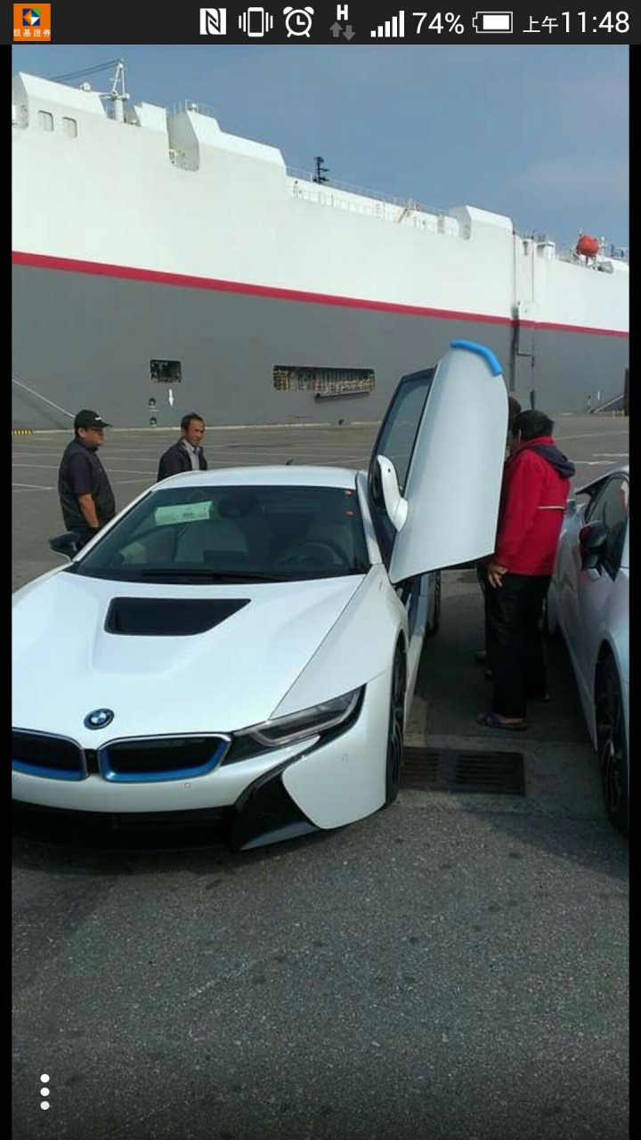 請問這台車型號??