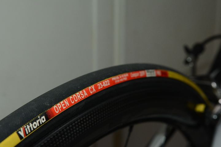 vittoria open corsa evo iii, Michelin pro 4 service course, Continental gp4000s 比較文