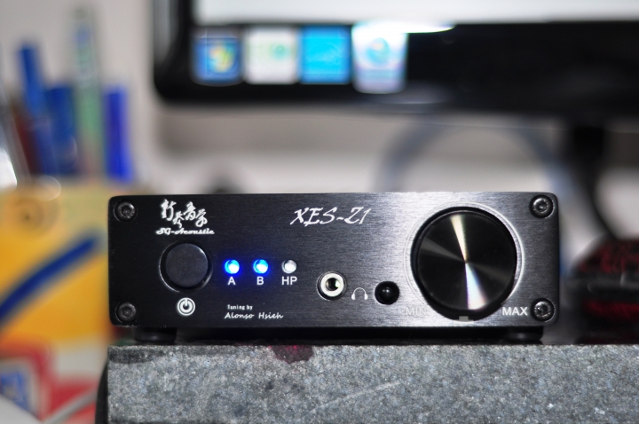 (開箱)新基音學XES-Z1 數位擴大機 + Smart 2 Plus喇叭