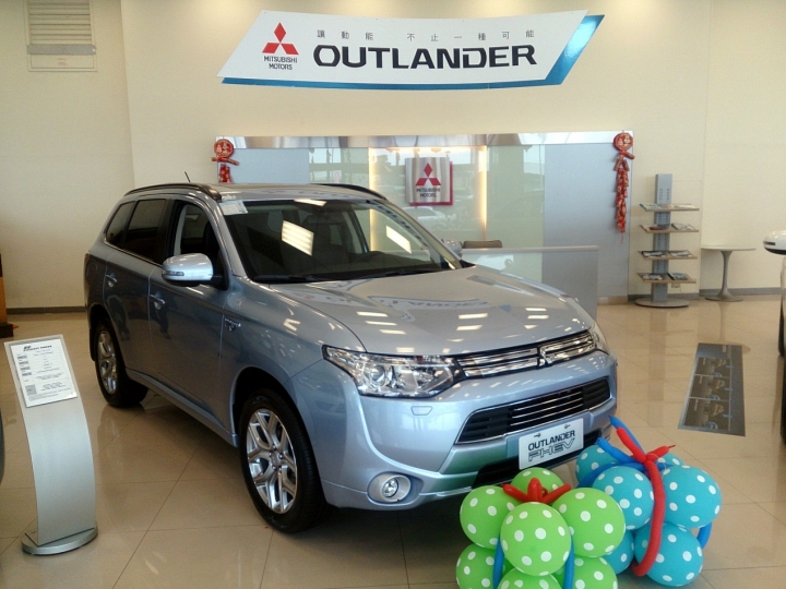 Outlander PHEV賞車試駕 ……好安靜
