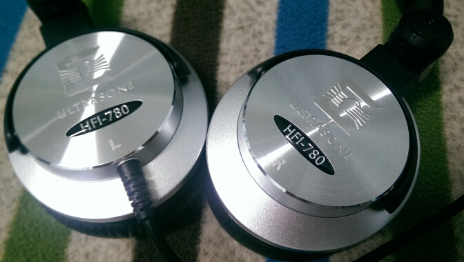 不專業開箱  ULTRASONE HFI-780
