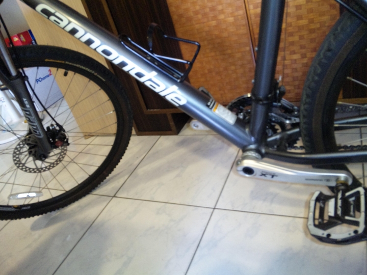 分享我的Cannondale F8 登山車 改裝成XT