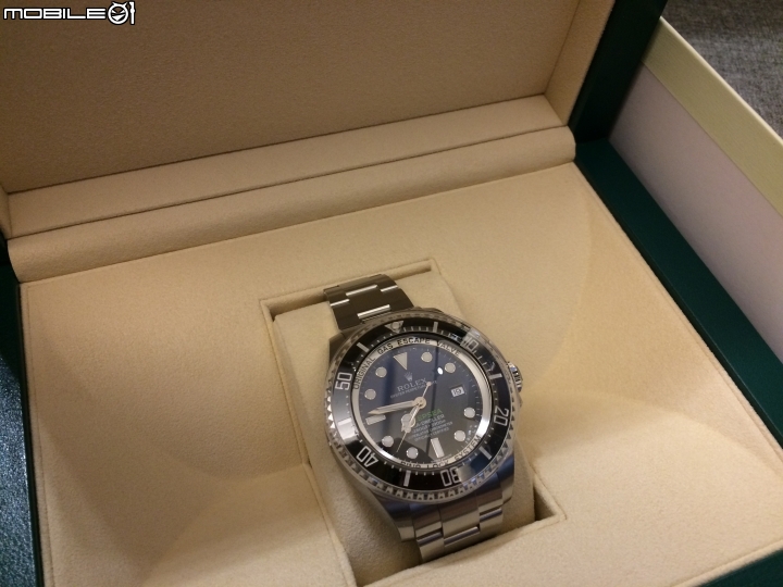 終於到手的Rolex Deep sea D-Blue 116660