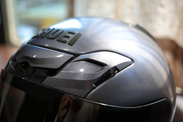 SHOEI J-FORCE IV 超極簡開箱~輕鬆看!