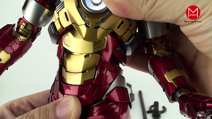 Komii 人偶評鑑影片第五集：Hot Toys MMS 212 鋼鐵人 3 破心者人偶評鑑影片