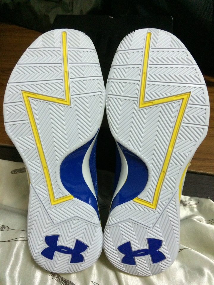 [開箱暨分享]Under Armour Curry One