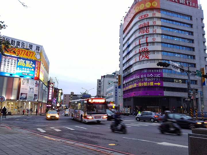 Zenfone 2 ZF5 LTE戶外對決Round2