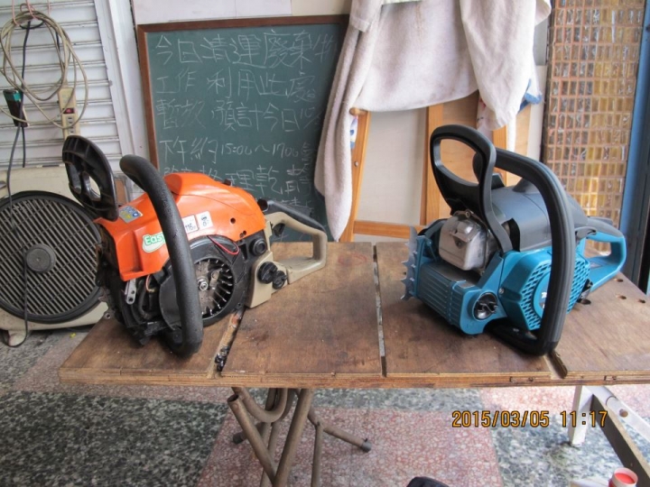 MAKITA 牧田 14、16吋 (400mm) 二行程引擎 鏈鋸機 - EA3202S 40B 開箱