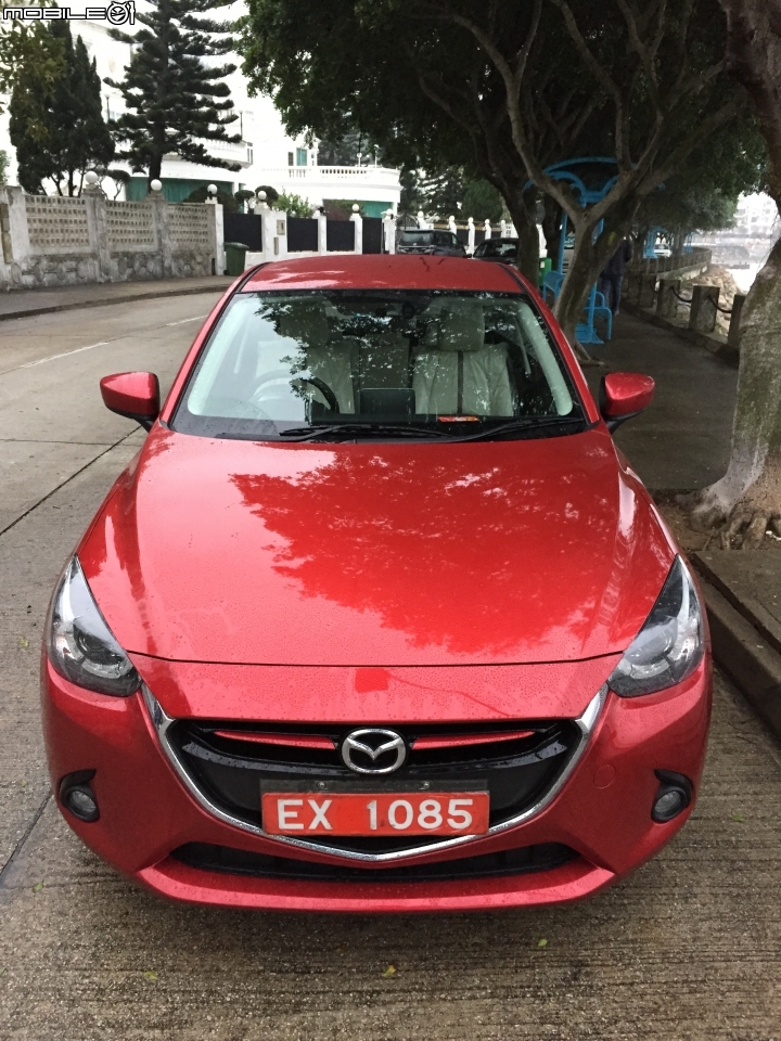 ALL NEW MAZDA 2 頂級  開箱文~~~~~~~~~~更新幾張內裝照片