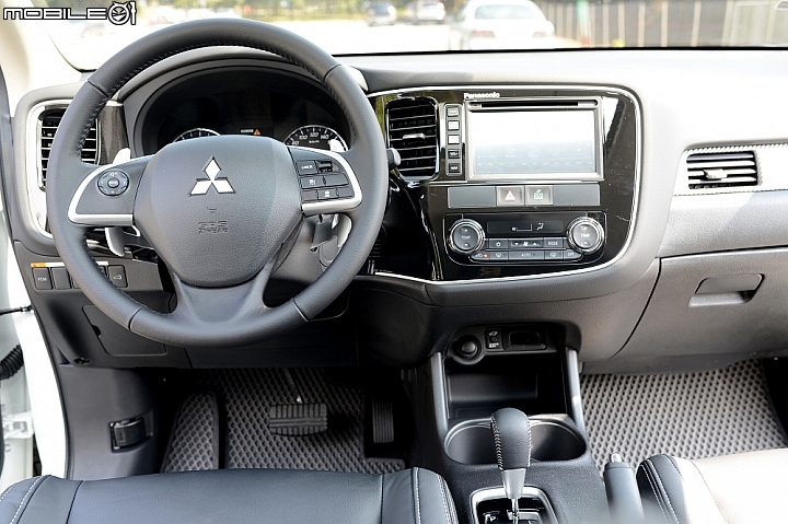初次宜蘭行的Mitsubishi Outlander白帥帥開箱