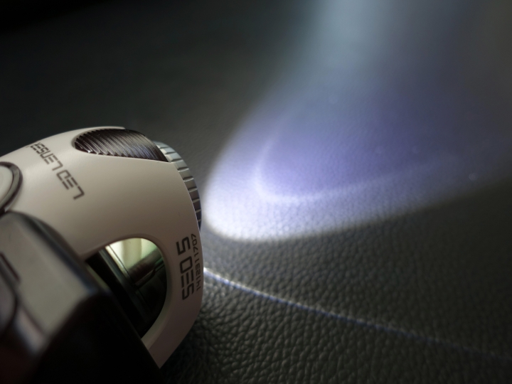 超快速led lenser seo5頭燈開箱