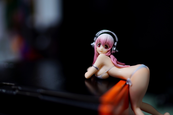 【開箱】Sony Zeiss Distagon T* FE 35mm F1.4 ZA