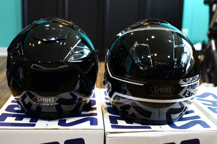 『簡單開箱』SHOEI J-FORCE Ⅳ 亮光黑