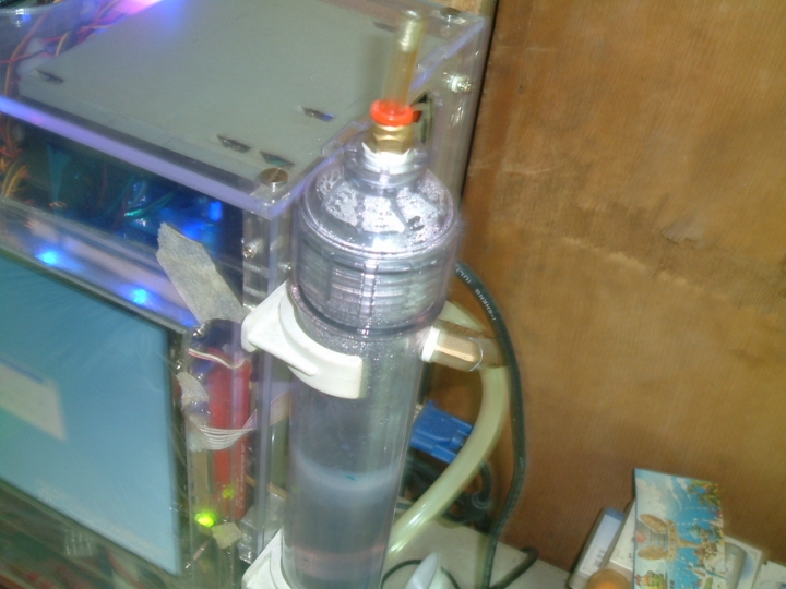 大概10年前組的透明電腦