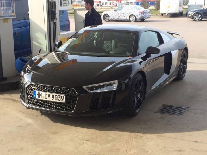Audi R8 與 new A4