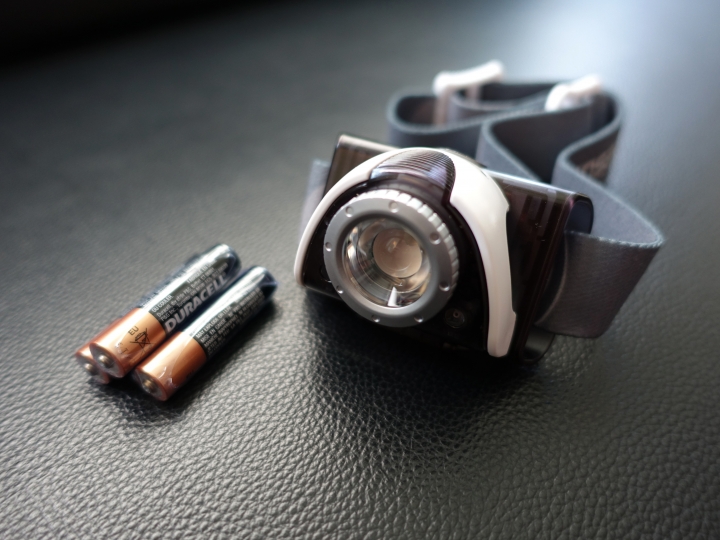 超快速led lenser seo5頭燈開箱
