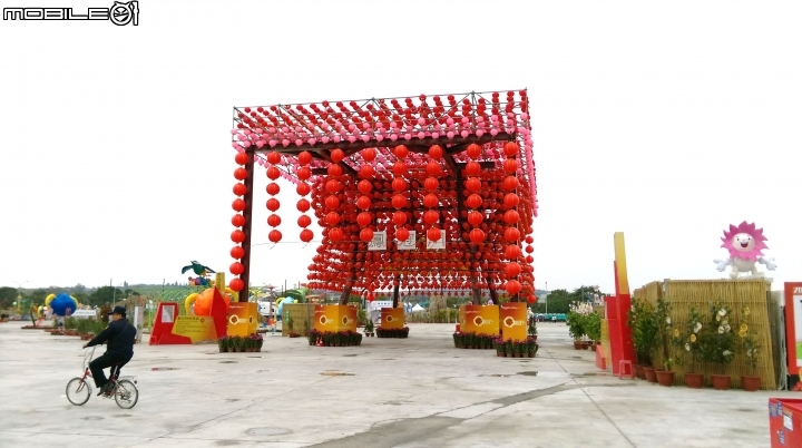 台中烏日燈區白天散步遊