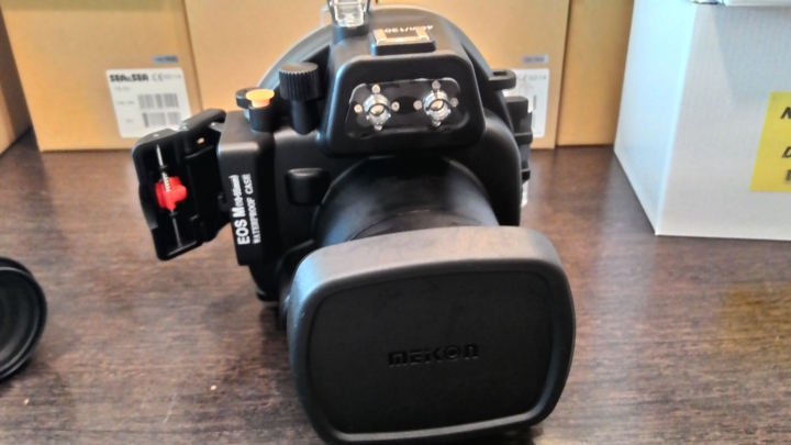 EOS M  NB潛水殼18~55專用