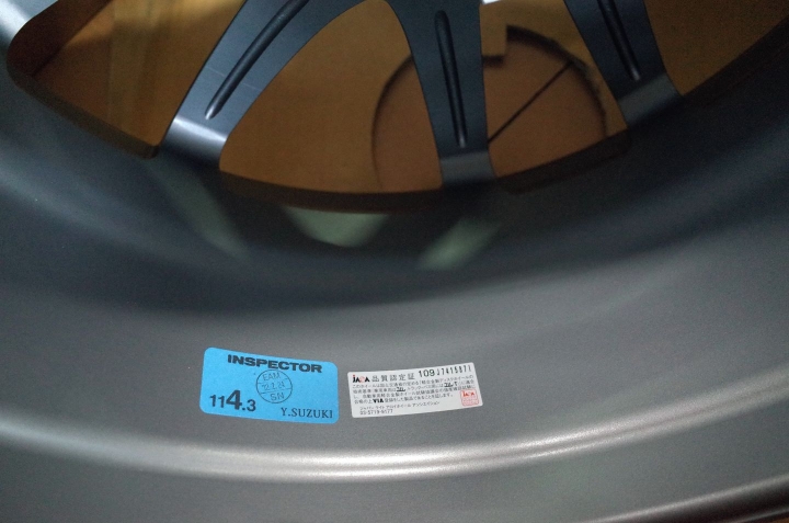 [開箱]日製 WEDS LEONIS NAVIA01 輕量框