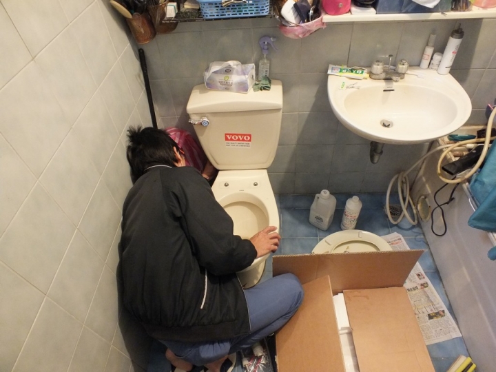 耶！免治馬桶開箱啦！Famiclean全家淨FCW2300瞬熱式經濟座便宜大推