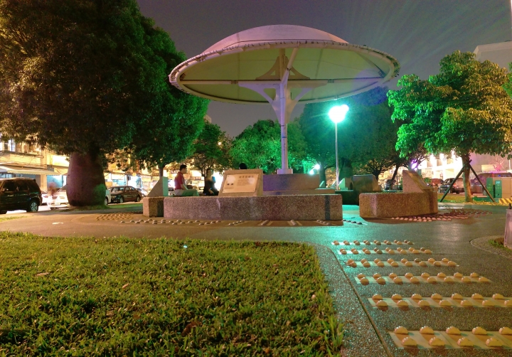就是要一直批評m9夜拍就是了～