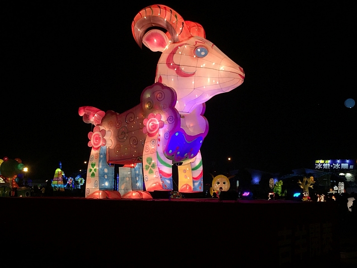 正月15鬧元宵，2015台灣燈會在台中！