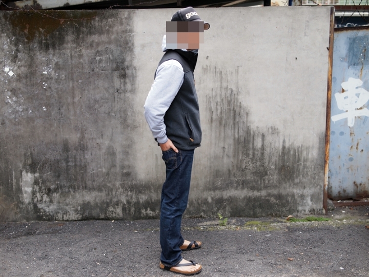 [開箱] Fjallraven 小狐狸針織刷毛背心