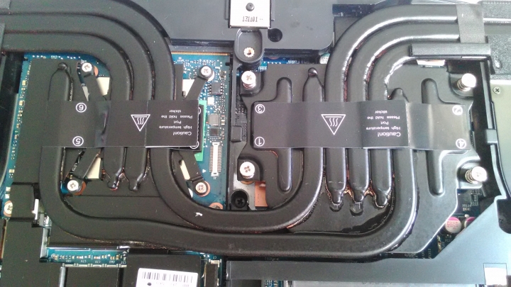 [開箱]兼具效能與CP值的移動桌電─CJSCOPE EX-950 (clevo P750ZM)