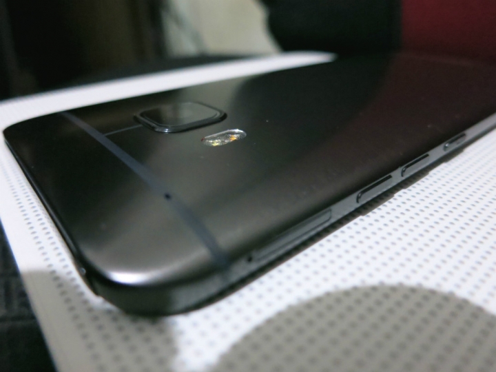 HTC M9 靚絲灰 開箱小分享