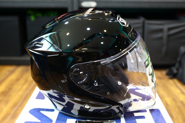 『簡單開箱』SHOEI J-FORCE Ⅳ 亮光黑